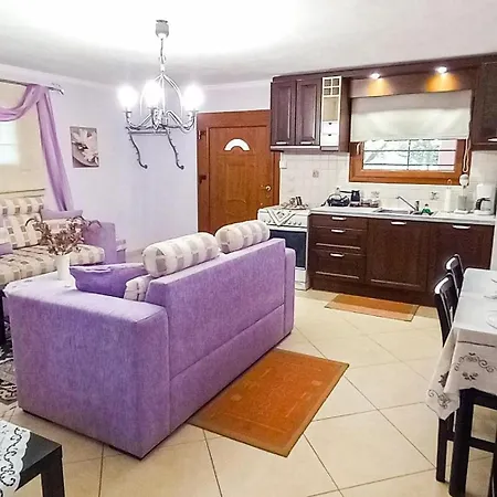 Zoe's House * Epanomi